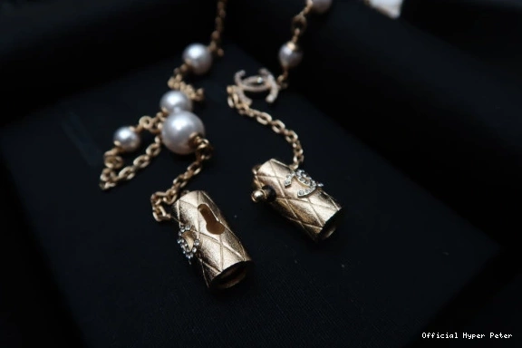 HyperPeter CHANEL NECKLACE AIRPODS 0711